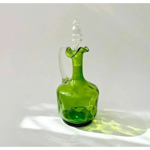 Antique Victorian 19th century green Handblown Vintage Glass Decanter w/ Stopper - Picture 1 of 10
